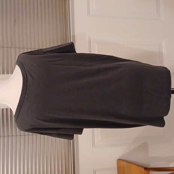 $4 Add-on Gray "Faith" V-Neck Tee - Size 2XL (US16) - Picture 4 of 7